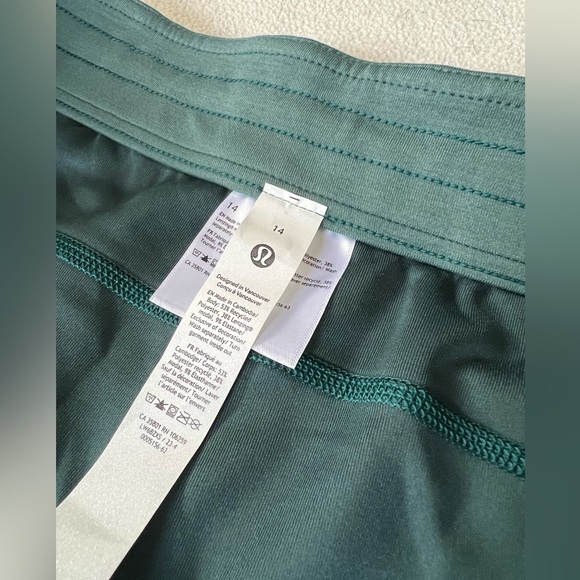 NWT Lululemon softstreme high-rise pant, women’s size 14 - Picture 8 of 9